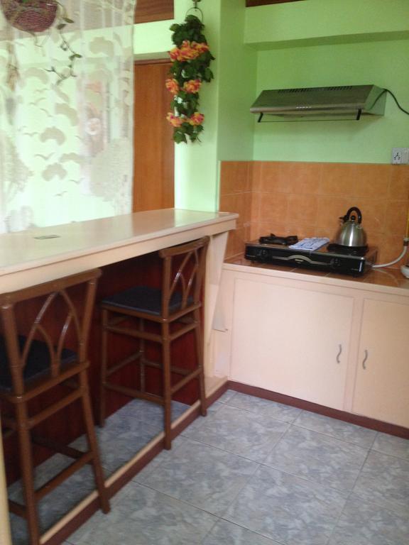 Lotus Apartment *